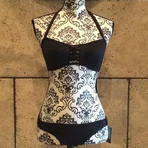 Beautiful knotted ties details two piece bikini